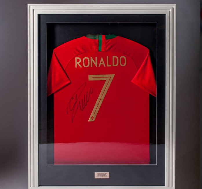 MAILLOTS SIGNÉS RONALDO